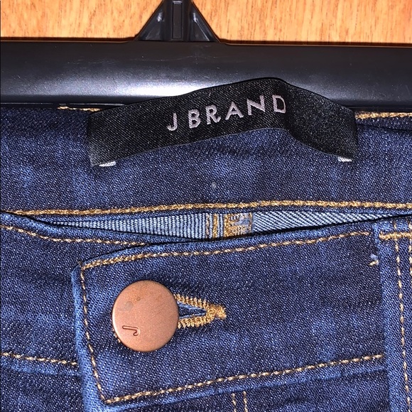 Size 26 j brand jeans - Picture 2 of 3